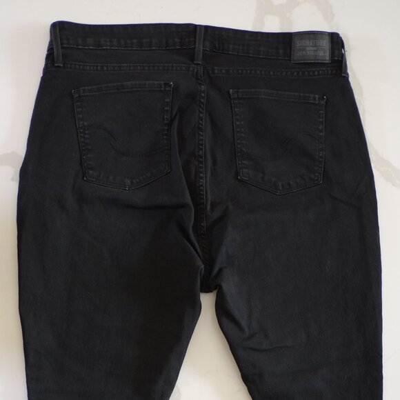 Levi’s Signature Mid-Rise Skinny Jeans 👖 – Black Size 20L (W35 L32) - Picture 2 of 7